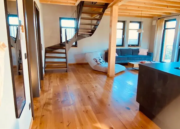 Wegelager * Burgjoß